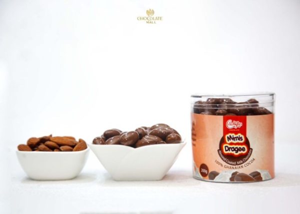 Almondnut covered Milk Chocolate